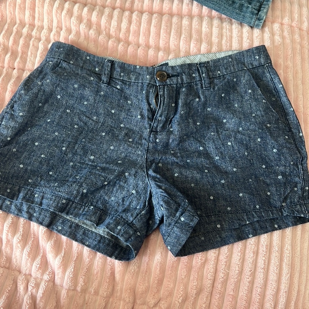 old navy size 2 blue pokidot denim everyday shorts